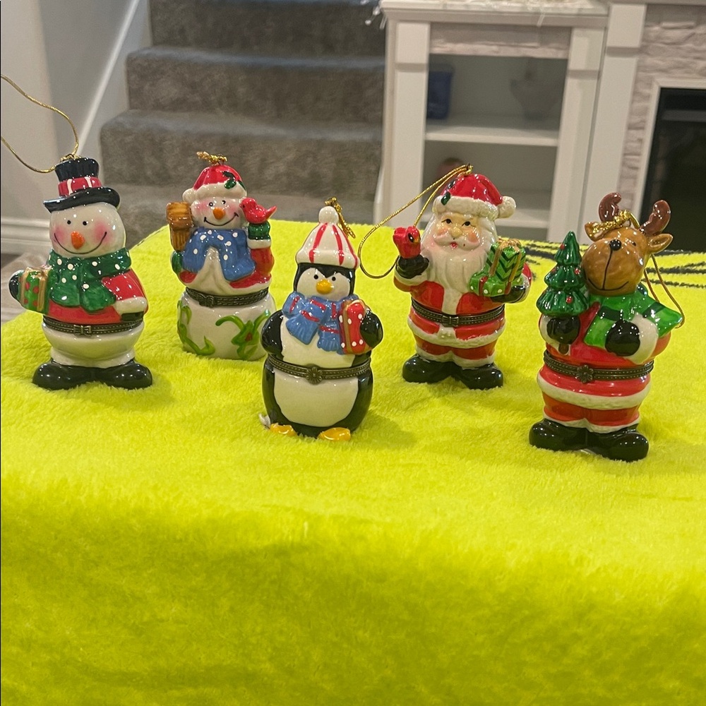 Festive porcelain trinket Christmas Ornaments set